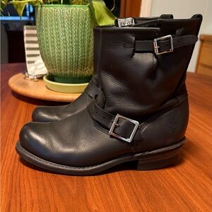 Frye Black Leather Moto Engineer Boots Made in USA Sz 8 VGUC